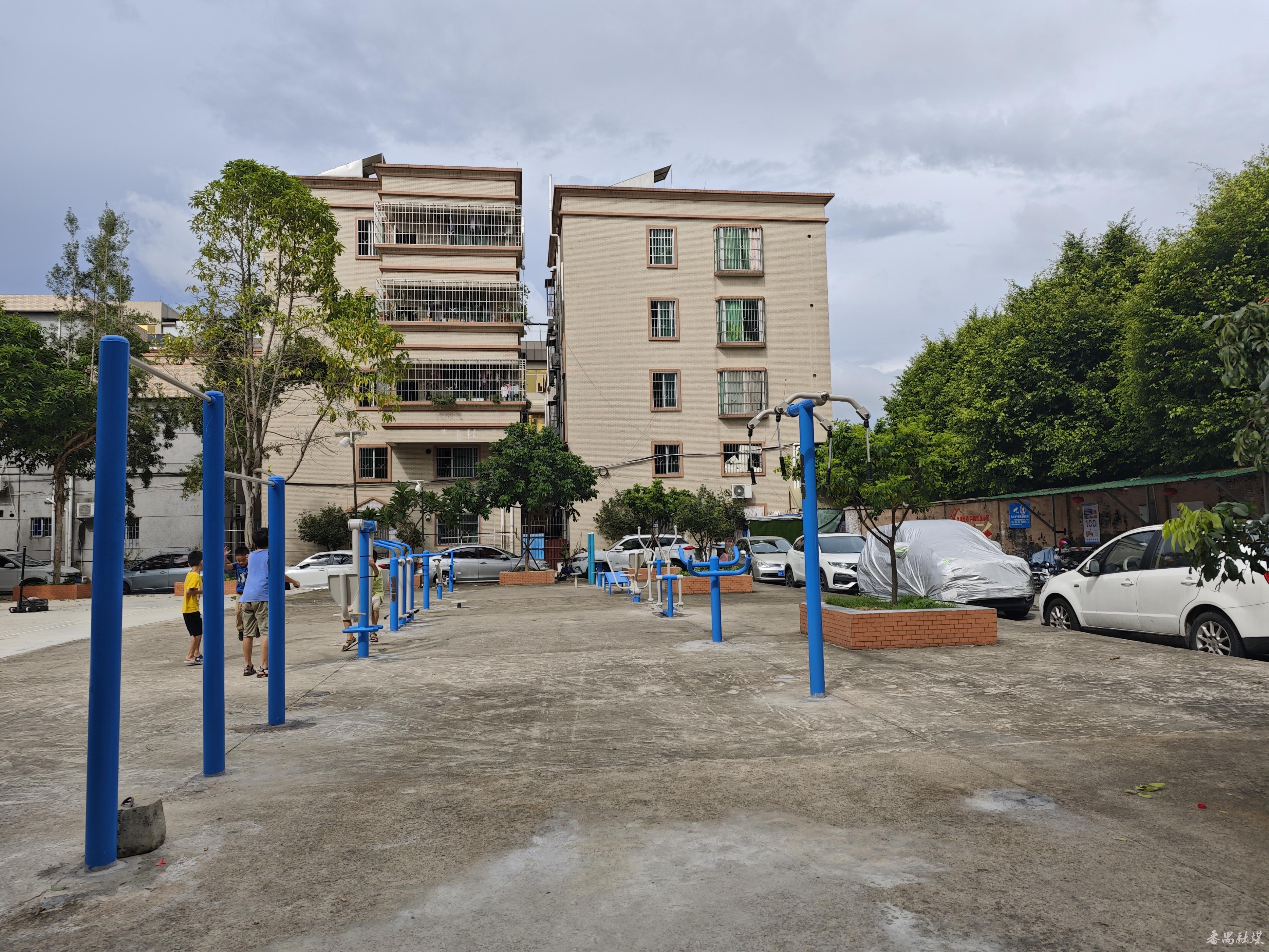 小区健身器材厂家联系方式_各小区健身器材价格_小区健身器材谁出钱