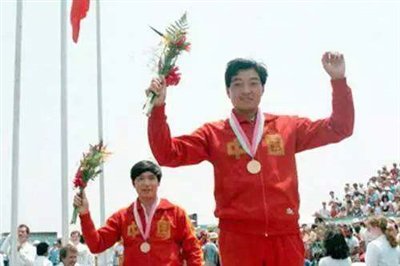 中国足球成立历史新前景如何_中国足球新中国成立前历史_中国足球成立历史新前景怎么样