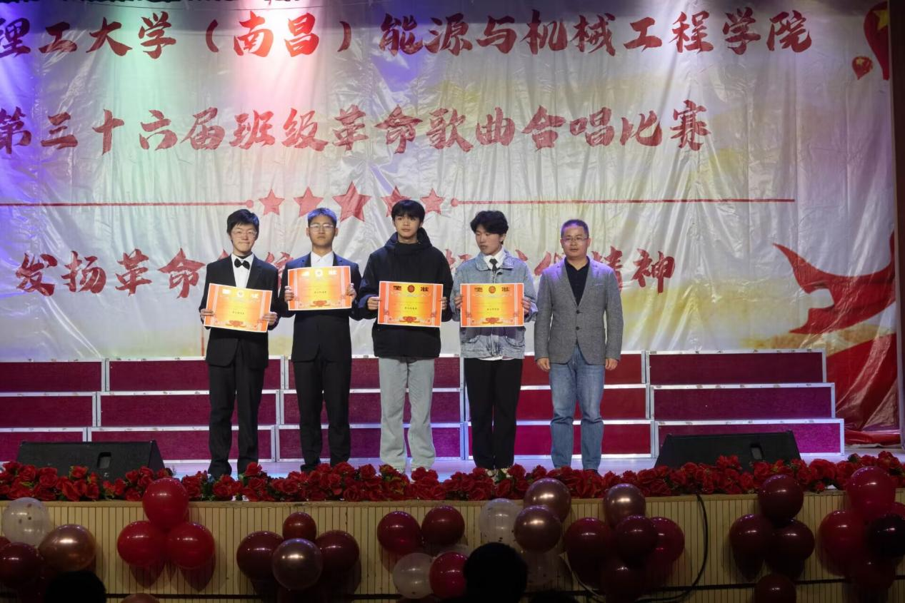 革命歌曲学生集体操_革命歌曲韵律操_革命歌曲串烧视频