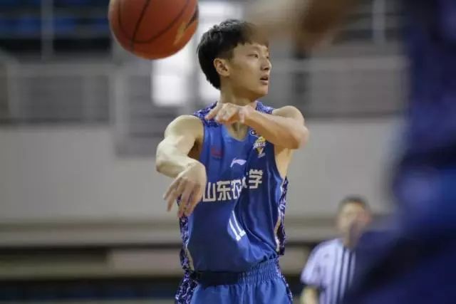 清华篮球mvp_清华篮球队员名单_清华大学篮球队拿过几次冠军