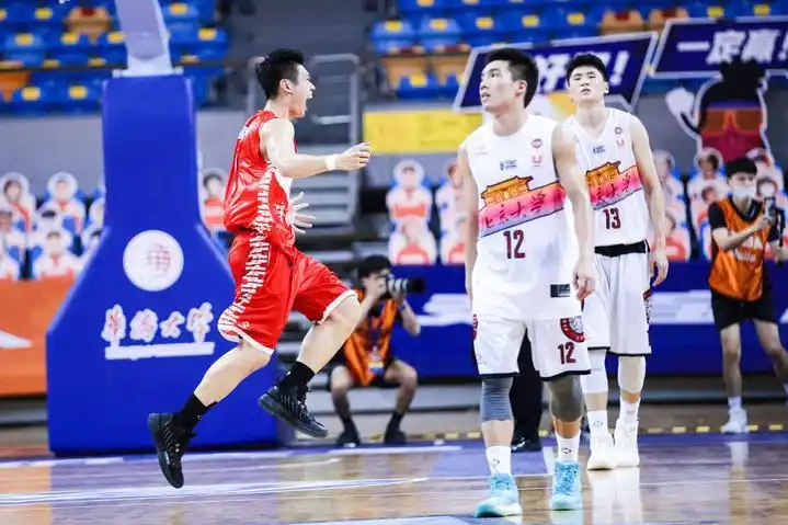 清华篮球mvp_清华篮球队员名单_清华大学篮球队拿过几次冠军